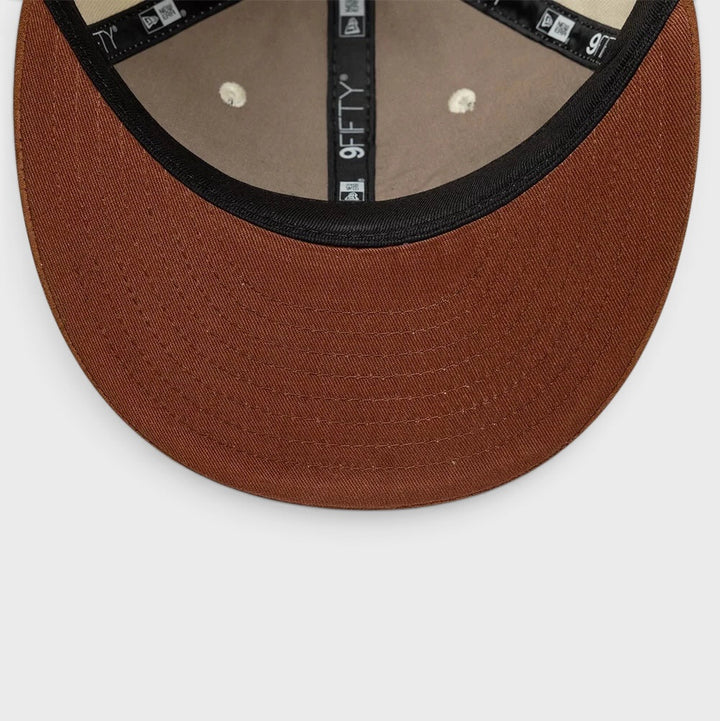 New Era Retro Crown 9Fifty suede cream/brown