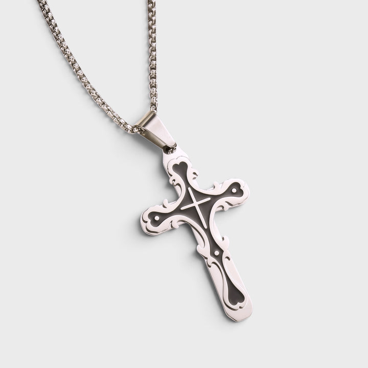 Baroque Cross Pendant Necklace silver/black