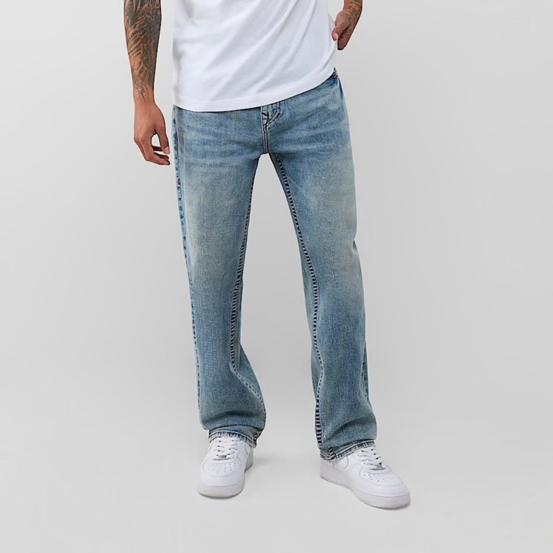 True Religion Bobby SN NF 32IN jeans gravel spur fade md wash