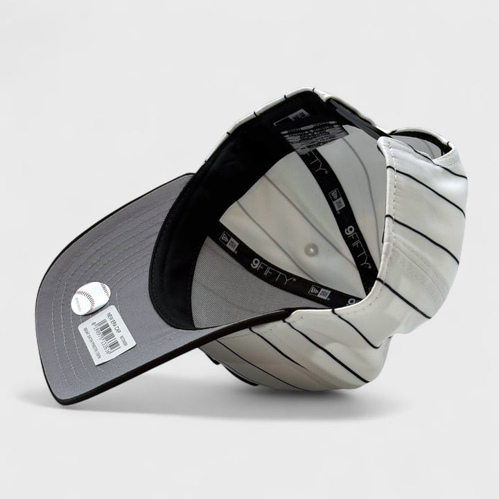 New Era 950AF Satin Pinstripe C White Sox white/black