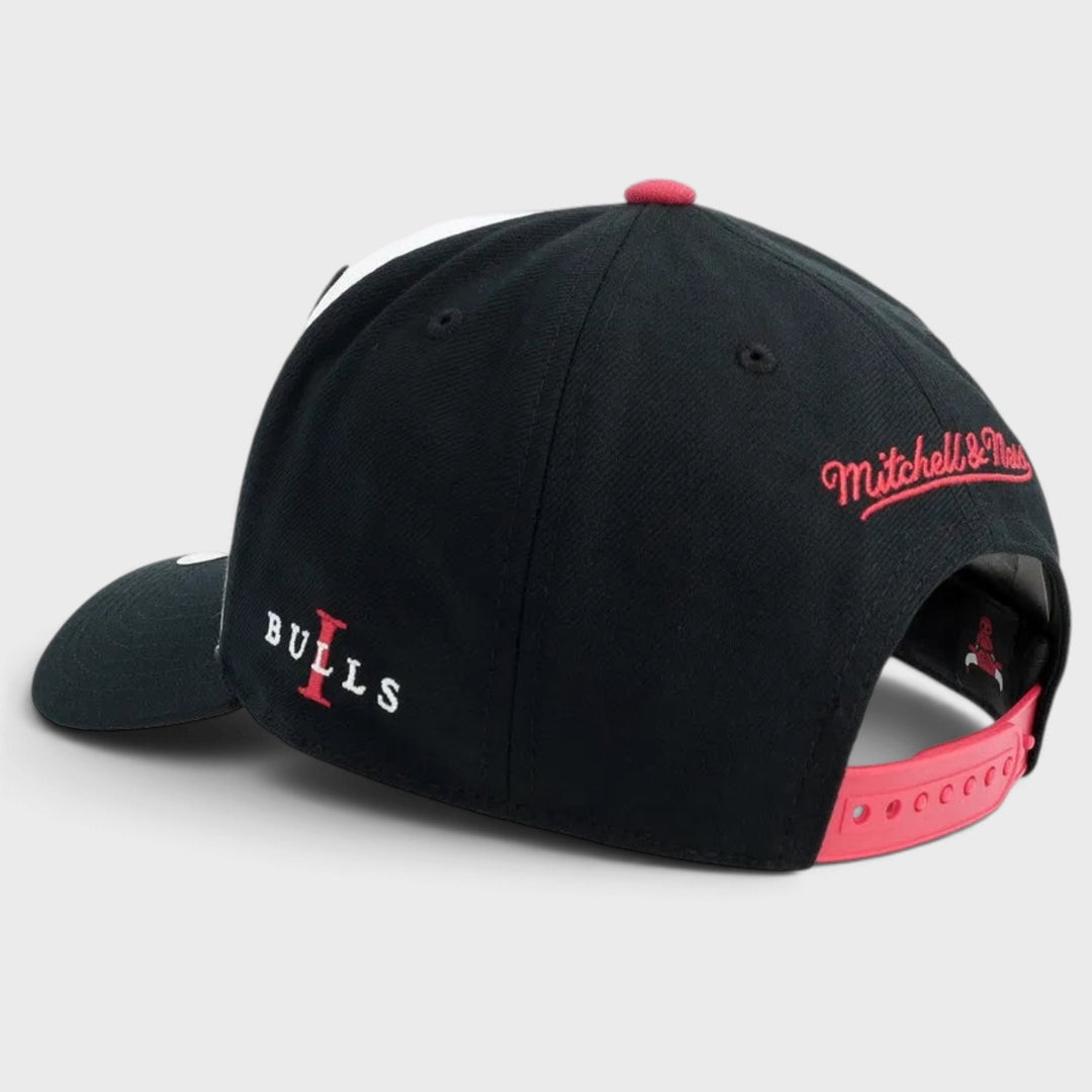 Mitchell &amp; Ness NBA Core Pro Snapback C Bulls blk/wht/red