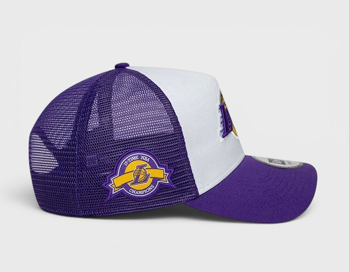 New Era NBA Side Patch 9Forty A-Frame Trucker LA Lakers purple/white - Shop-Tetuan