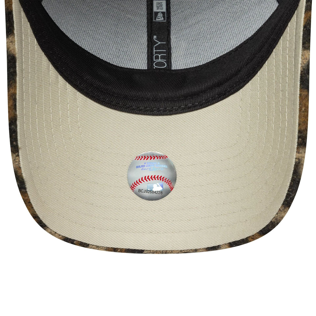 New Era MLB Cosy Animal 9FORTY NY Yankees leopard - Shop-Tetuan
