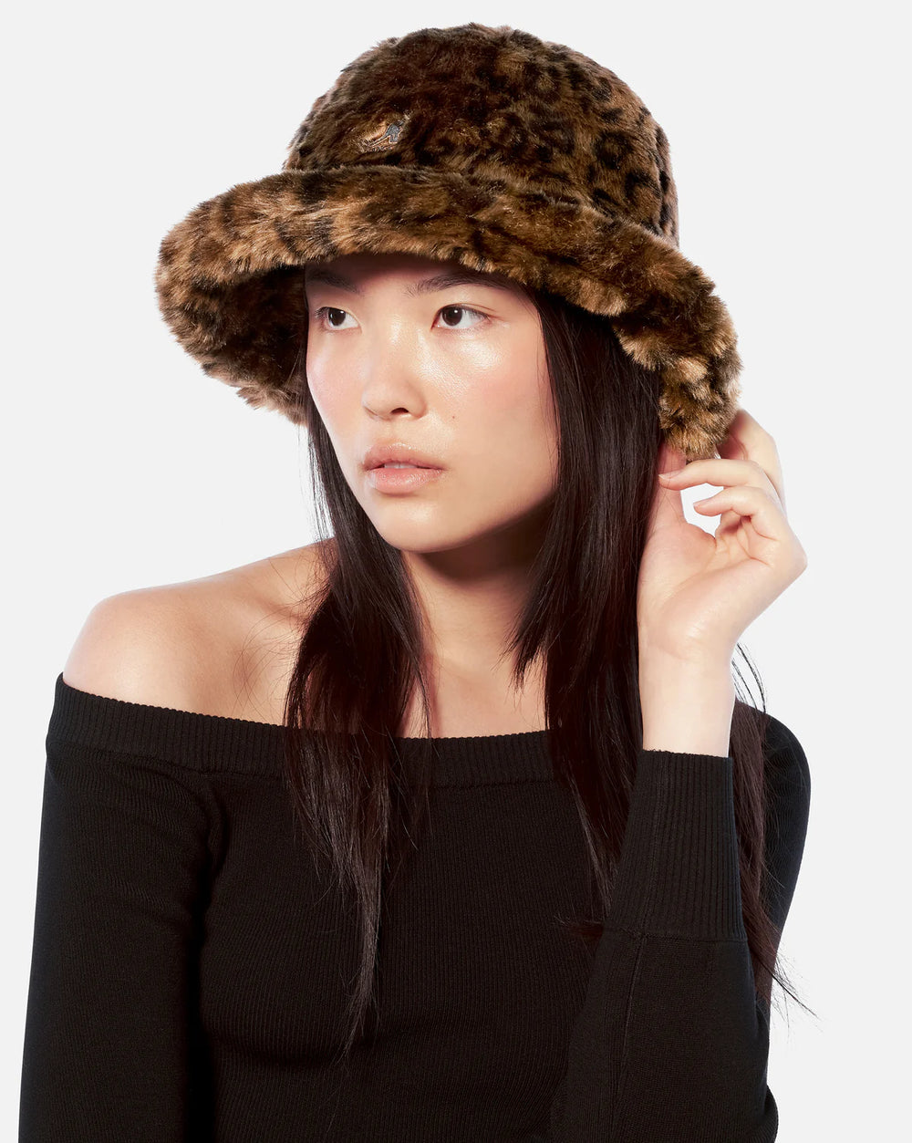 Kangol Faux Fur Casual black - Shop-Tetuan