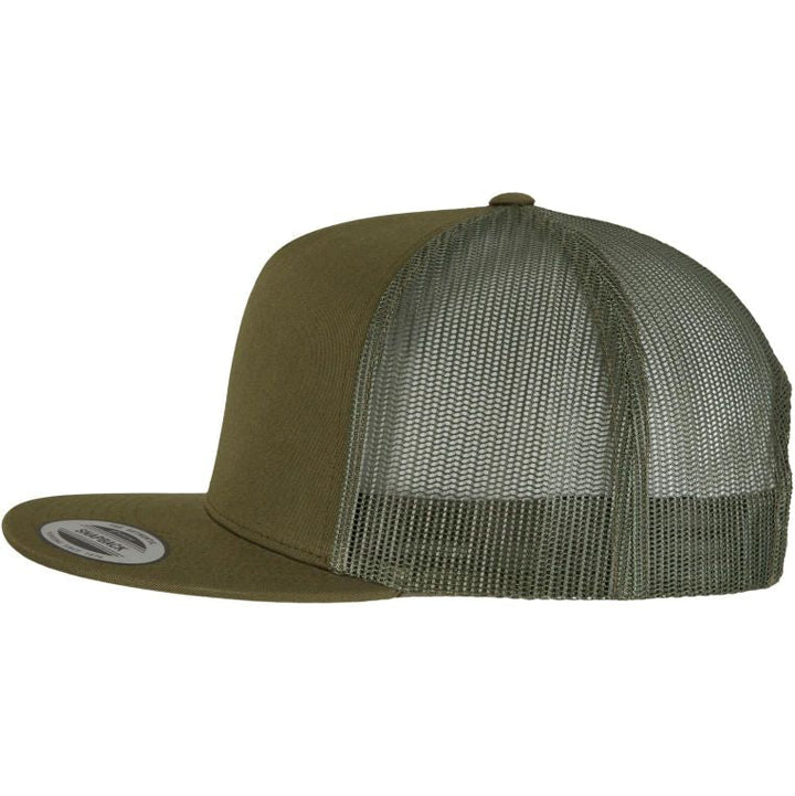 The Classics Yupoong trucker snapback mossgreen