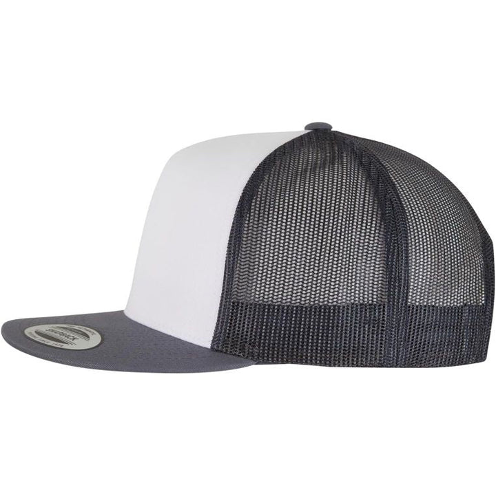 The Classics Yupoong trucker snapback navy/white/dark navy