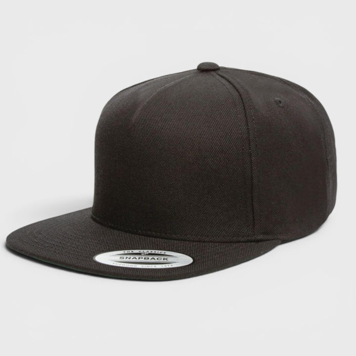 The Classics Yupoong Premium 5-Panel Snapback Cap black/black
