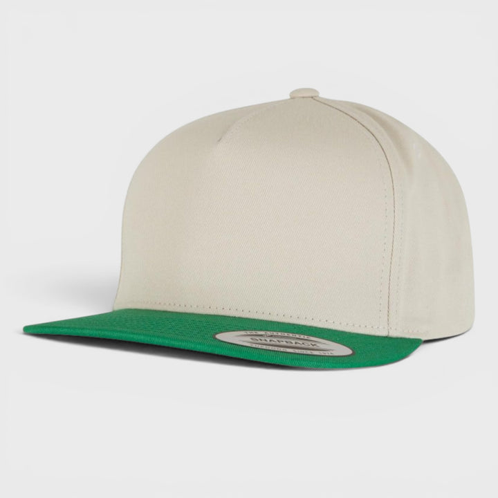 The Classics Yupoong 5-Panel snapback beige/green