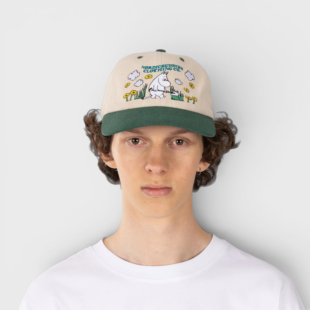 Moomin Muumipeikko Puutarhassa cap beige/green
