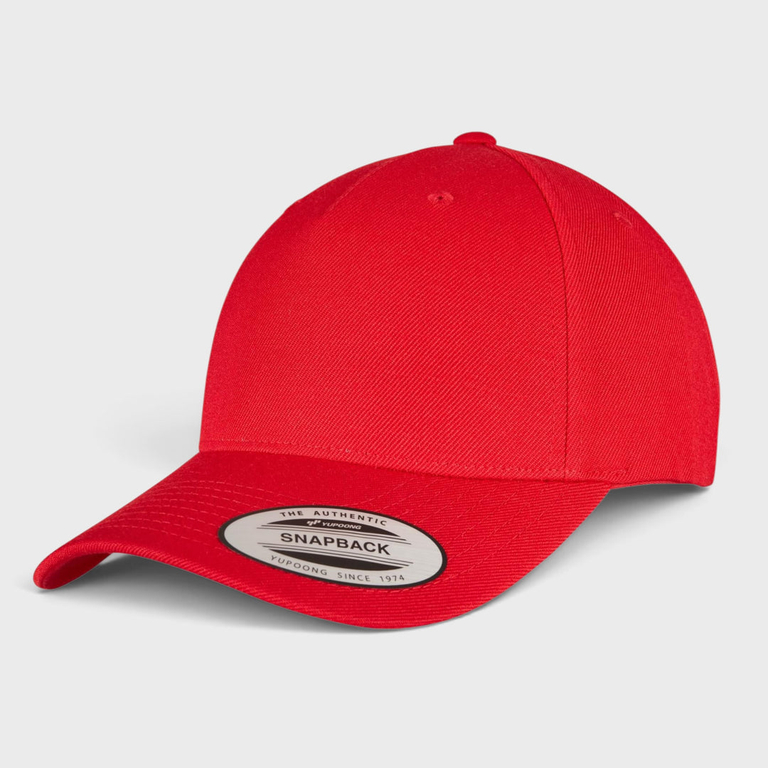 The Classics Yupoong 5-panel Premium Curve snapback red