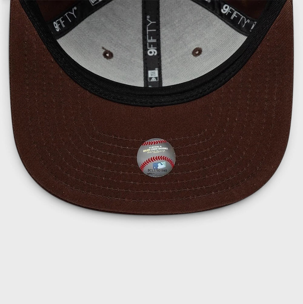 New Era MLB League Essential 9Fifty NY Yankees brown