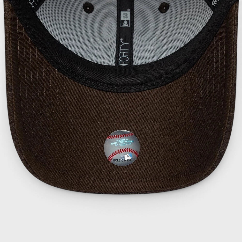 New Era MLB Winter 9Forty cap NY Yankees brown
