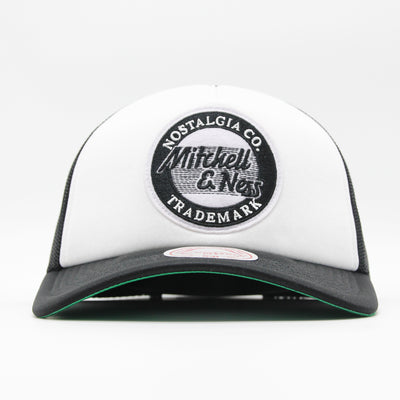 Mitchell & Ness Branded Home Run trucker black/white