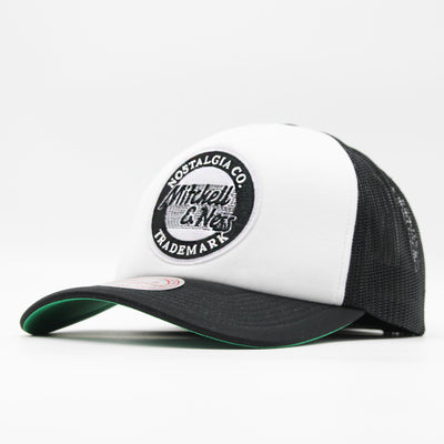 Mitchell & Ness Branded Home Run trucker black/white