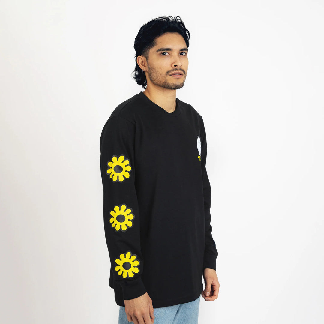 Moomin Muumipeikon Kukka L/S Tee black - Shop-Tetuan