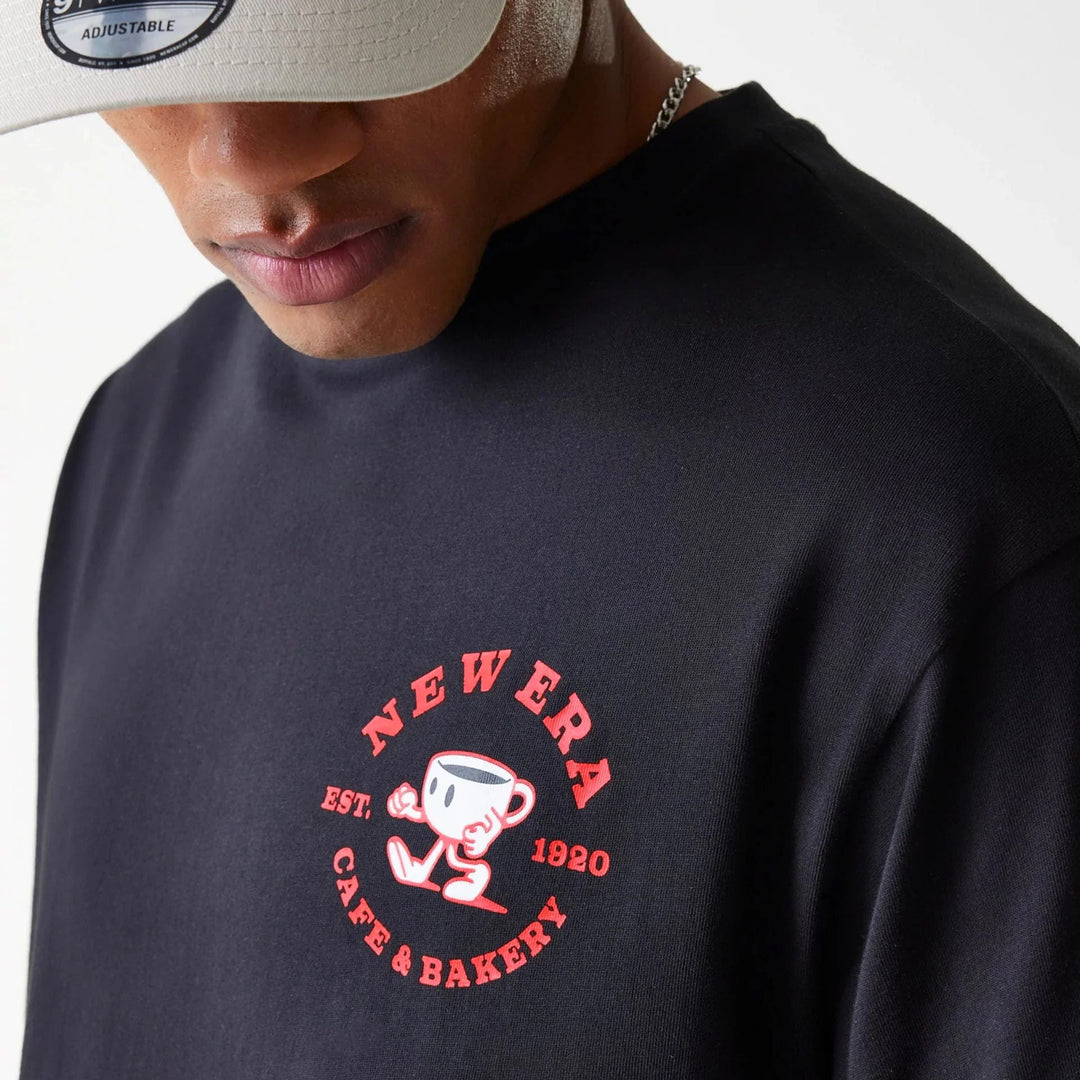 New Era Cafe Graphic Black Oversized Tee black - Shop-Tetuan