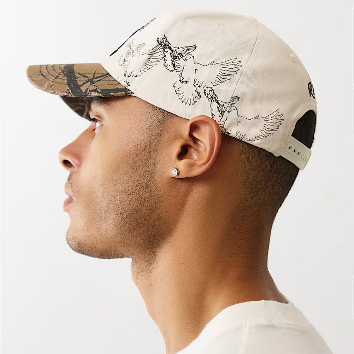 True Religion Old English TR Cap white/Camo - Shop-Tetuan