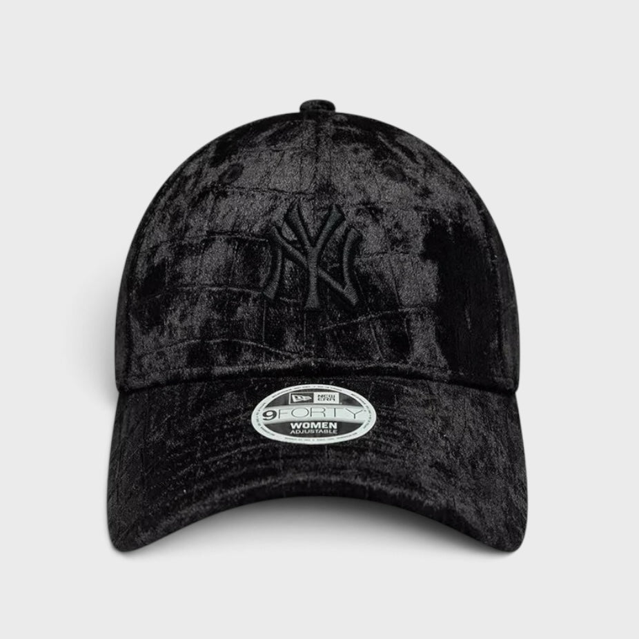 New Era MLB Patterned Velour 9Forty cap NY Yankees black - Shop-Tetuan