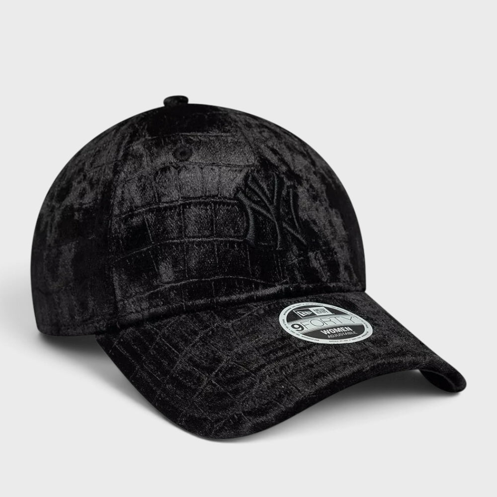 New Era MLB Patterned Velour 9Forty cap NY Yankees black - Shop-Tetuan