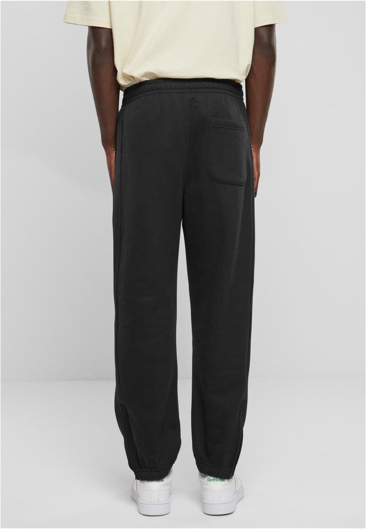 Urban Classics sweatpants black - Shop-Tetuan