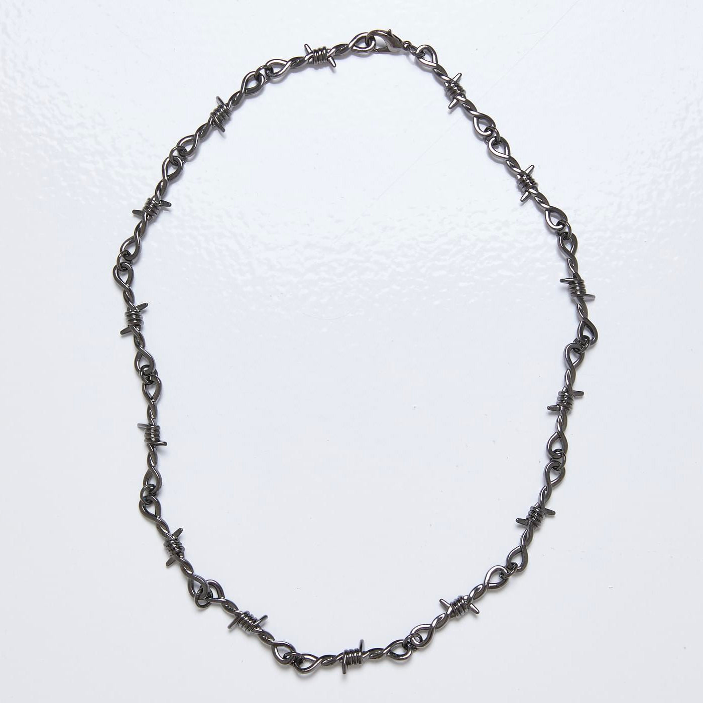 Urban Classics Barbed Wire Necklace gunmetal - Shop-Tetuan