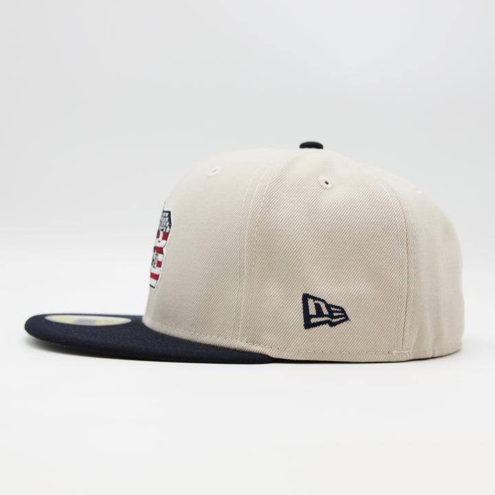 New Era Fourth of July 2024 59Fifty B Bisons stone/navy - Shop-Tetuan