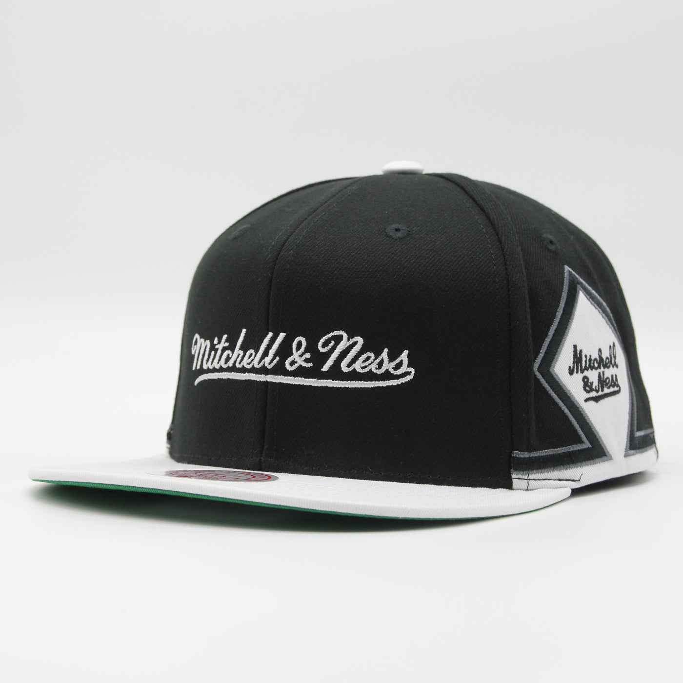 Mitchell & Ness Branded Diamond snapback black