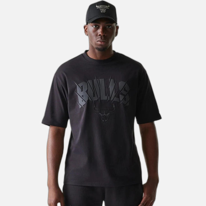 New Era NBA Oversized Tee C Bulls black - Shop-Tetuan