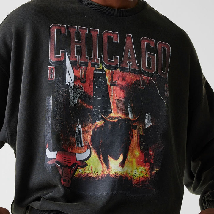 New Era NBA Washed Oversized Crewneck C Bulls Graphic Grey - Shop-Tetuan