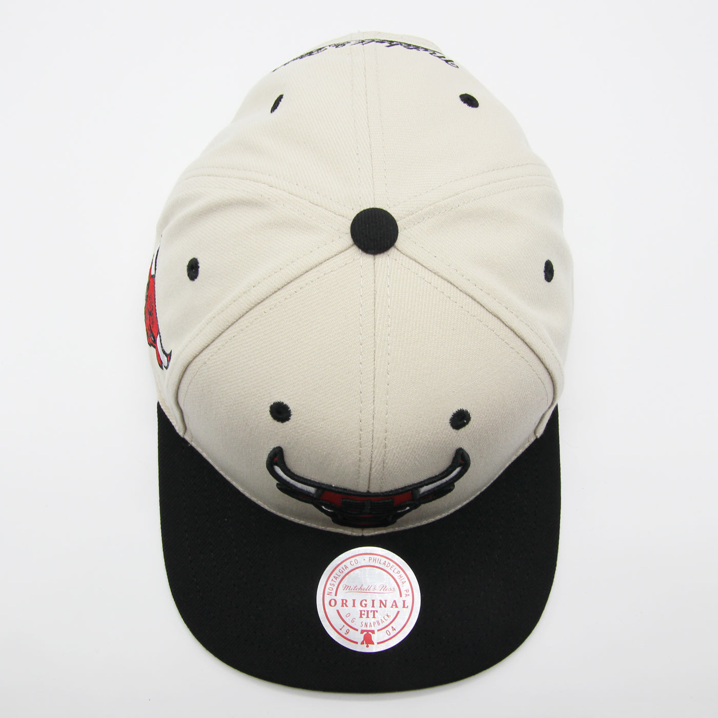 Mitchell & Ness Sail 2 Tone snapback C Bulls off white - Shop-Tetuan