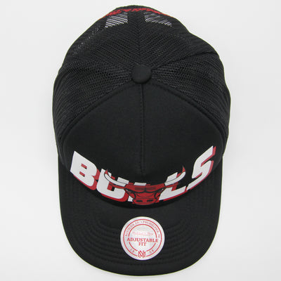 Mitchell & Ness NBA Billboard Trucker Snapback C Bulls black