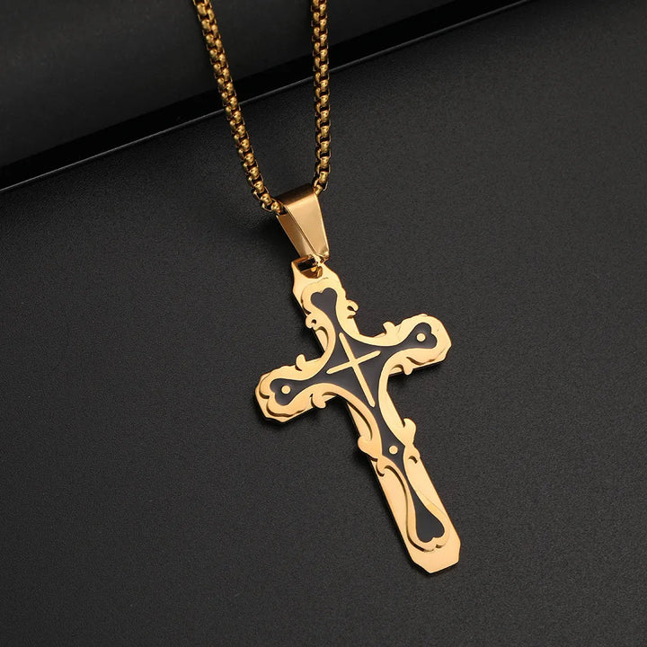 Baroque Cross Pendant Necklace gold/black