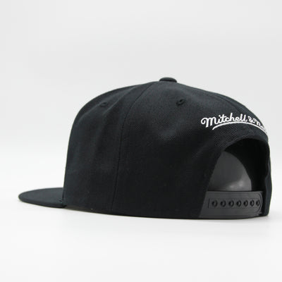 Mitchell & Ness NBA Champs snapback HWC SA Spurs black