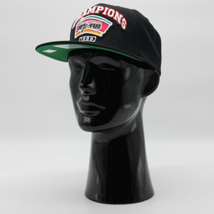 Mitchell & Ness NBA Champs snapback HWC SA Spurs black - Shop-Tetuan