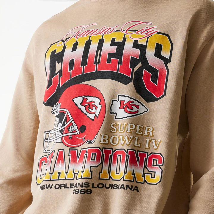 New Era NFL Washed Super Bowl Oversized Crewneck KC Chiefs Beige - Shop-Tetuan