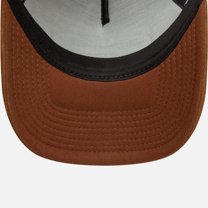 New Era Oval Patch Suede 9Forty E-Frame Trucker Cap cream - Shop-Tetuan