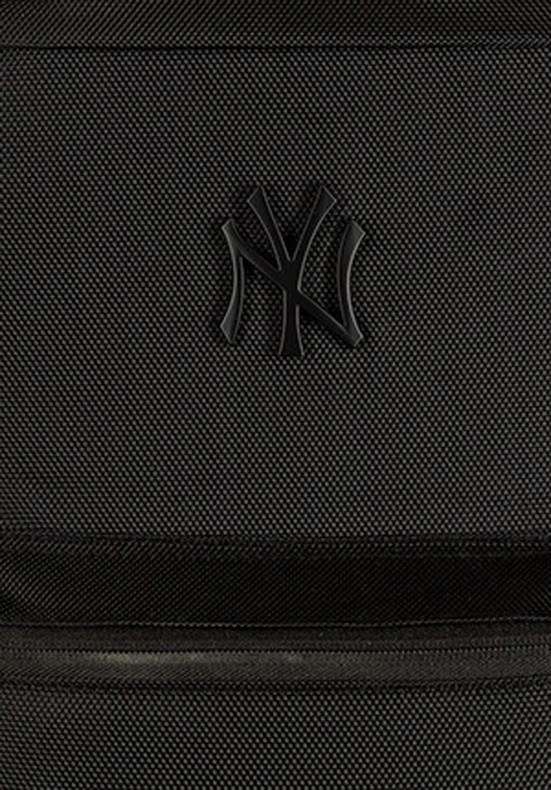 New Era Metal Daleware Backpack NY Yankees black - Shop-Tetuan
