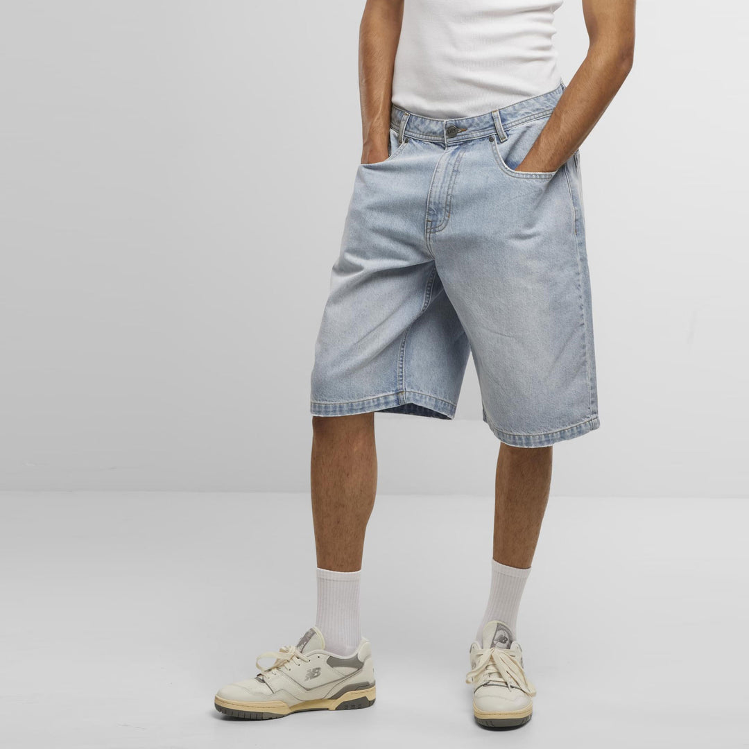 DEF SKATER Shorts lightbluewashed