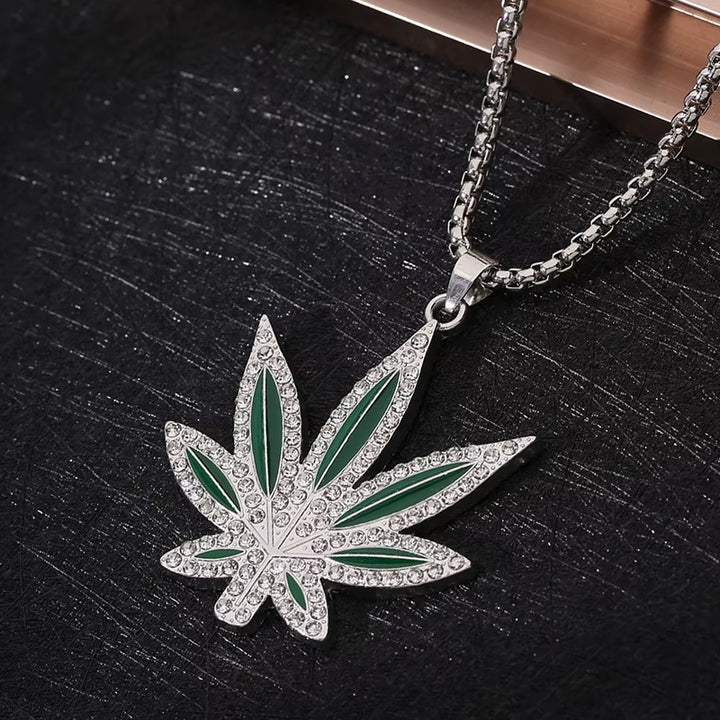 Hemp Pendant Necklace silver/green