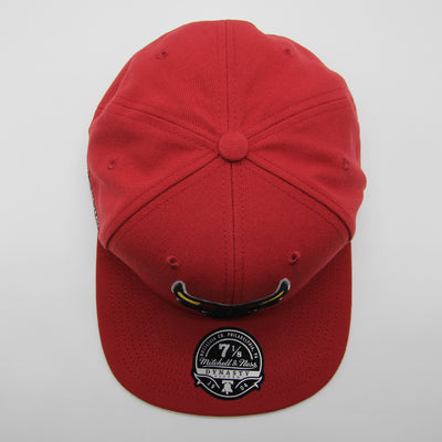 Mitchell & Ness Logo History fitted HWC C Bulls red