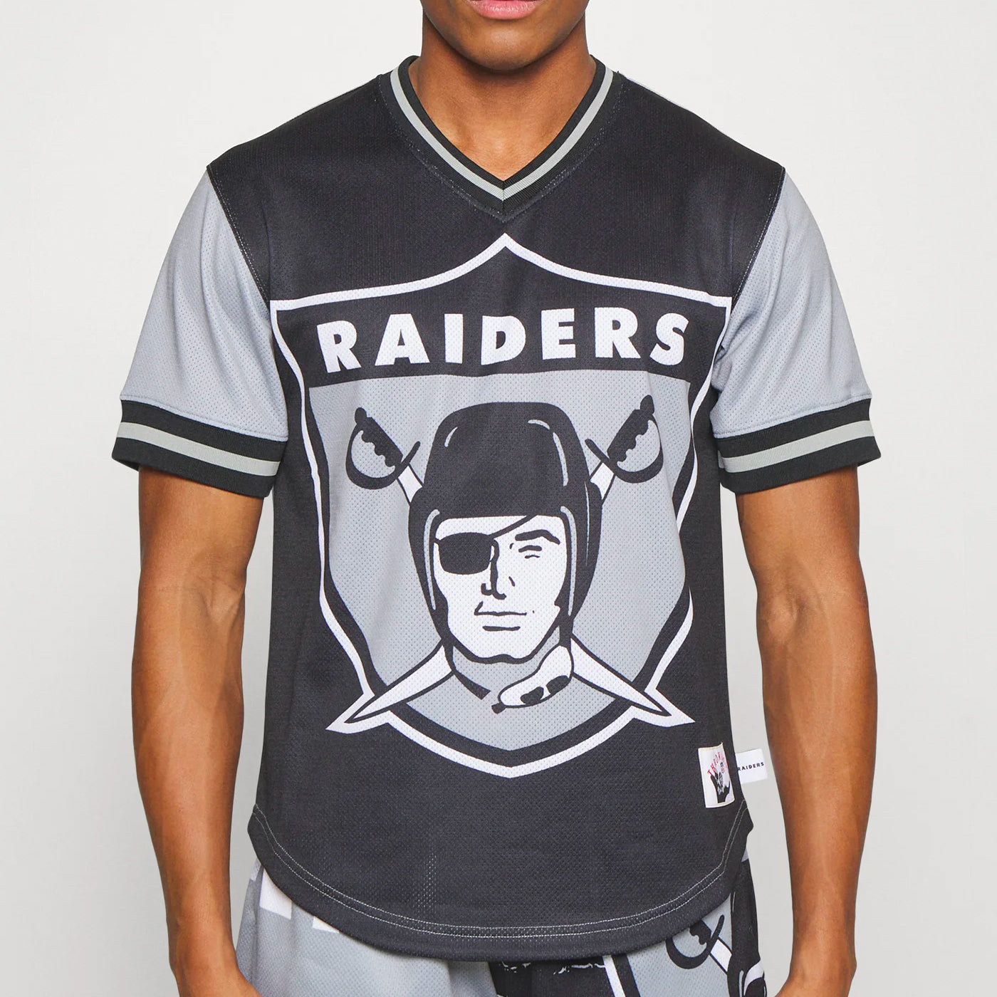 Mitchell & Ness NFL Jumbotron 3.0 Mesh V-neck O Raiders multi/white
