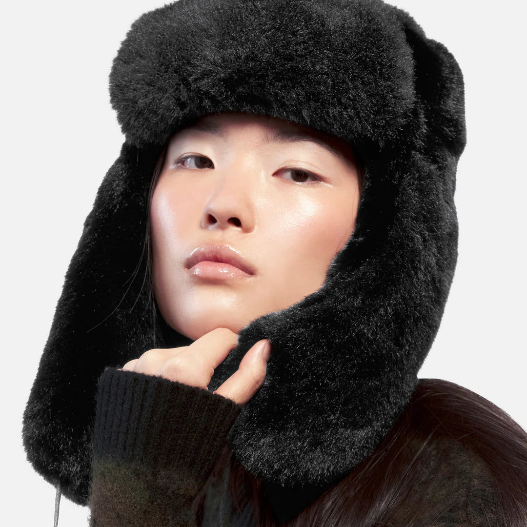 Kangol Faux Fur Trapper black