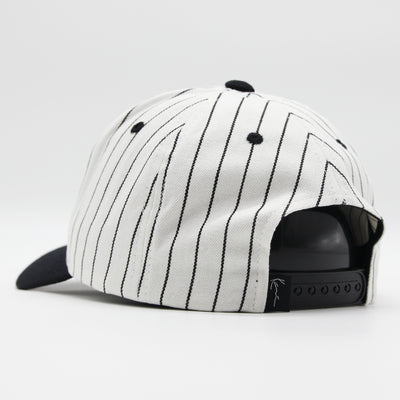 Karl Kani Signature Ziczac Pinstripe cap off white/black - Shop-Tetuan