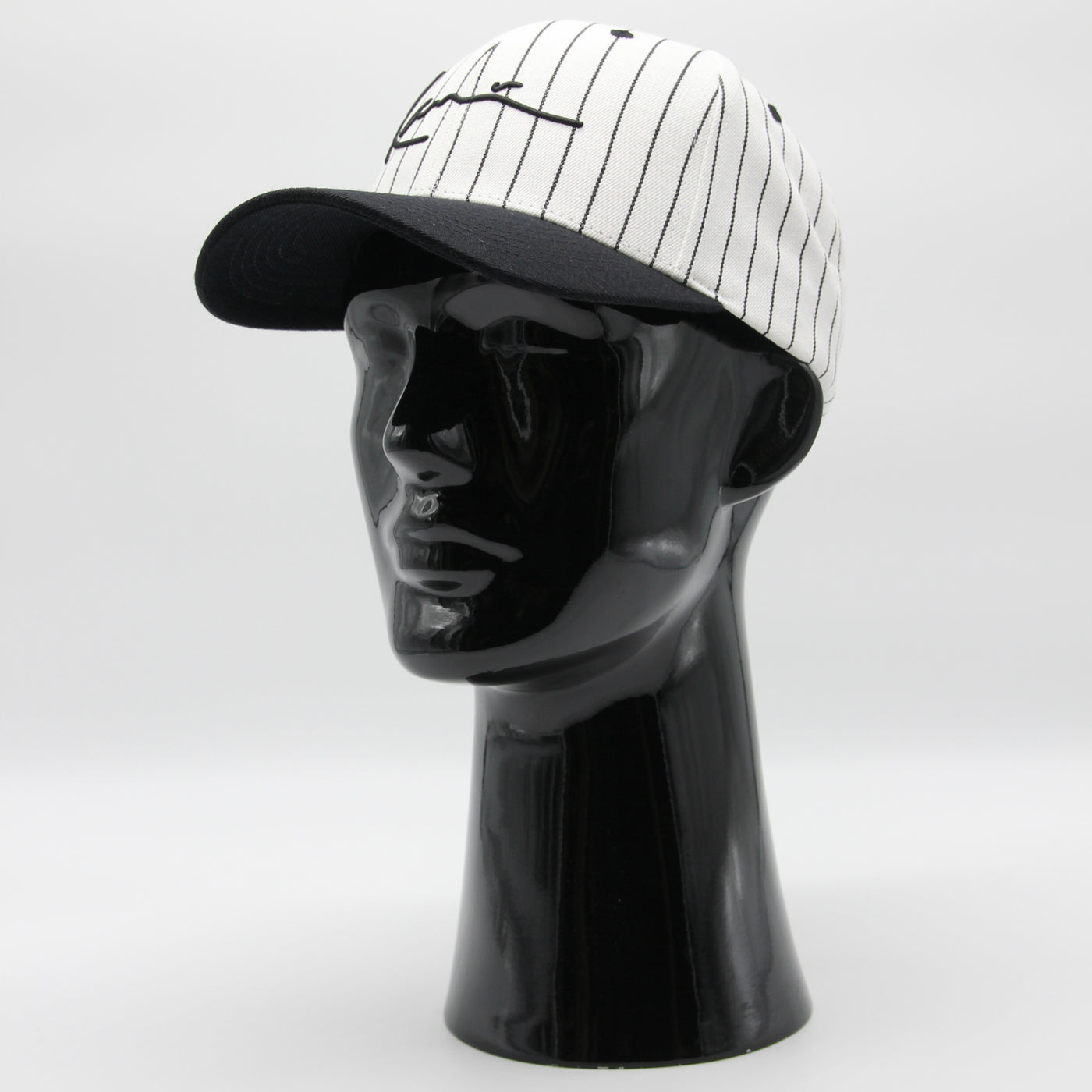 Karl Kani Signature Ziczac Pinstripe cap off white/black
