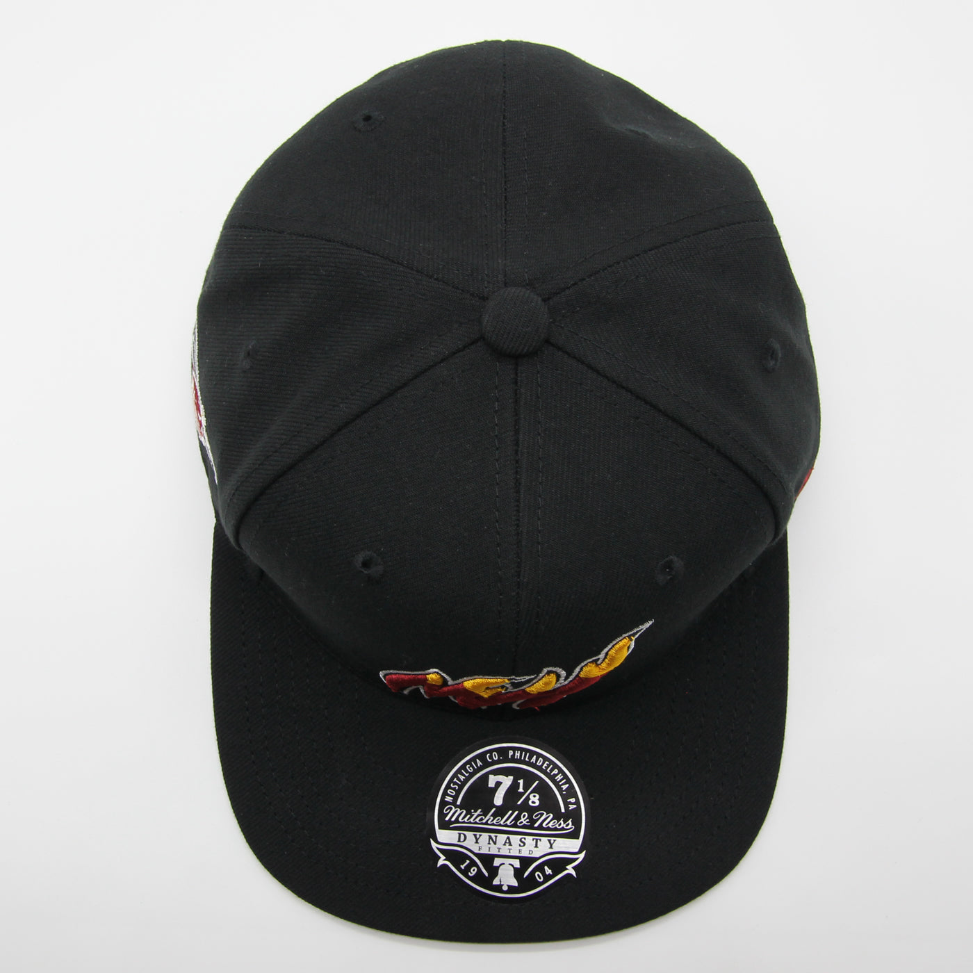 Mitchell & Ness Logo History fitted HWC M Heat black