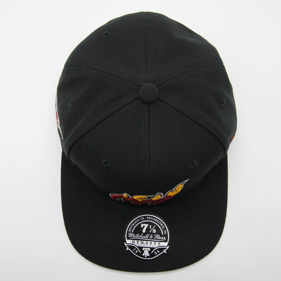 Mitchell & Ness Logo History fitted HWC M Heat black