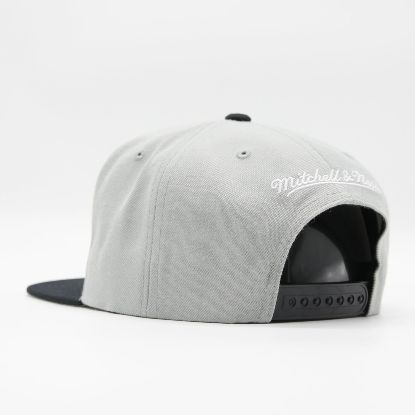 Mitchell & Ness NBA Champs snapback HWC GS Warriors grey/black