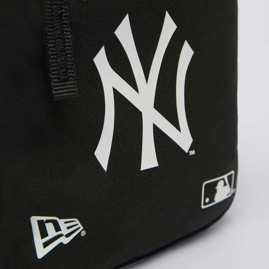New Era MLB Side Bag NY Yankees black/white - Shop-Tetuan