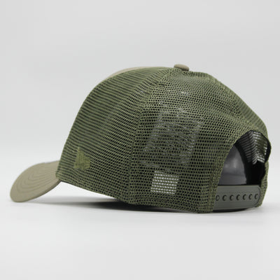 New Era Tech Ripstop Trucker NY Yankees olive