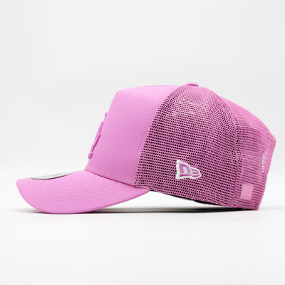 New Era Tonal Mesh A-Frame Trucker Cap LA Dodgers pink